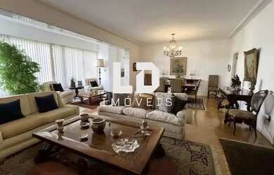 Imagem: O apartamento possui 4 Dormitórios, 4 Banheiros, 1 Vaga na