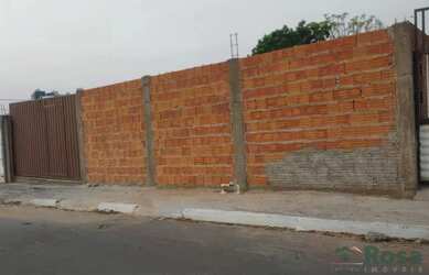 Imagem: O terreno possui 12-0m² de Área e está localizado em Dom