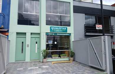 Imagem: O depósito possui 1 Vaga na garagem, 95m² de Área e está