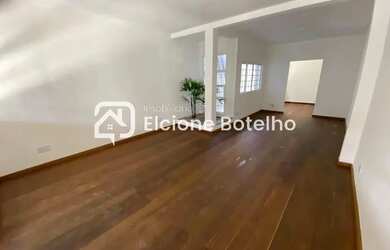 Imagem 2: Aluguel Casa BRASIL. Piscina, Churrasqueira, Varandae340m² de Área