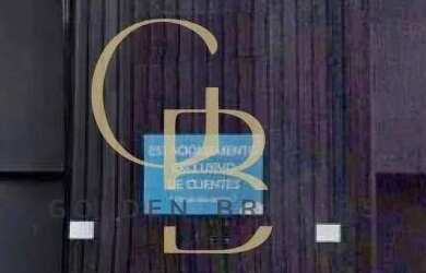 Imagem: O depósito possui 5 Vagas na garagem, 281m² de Área e está