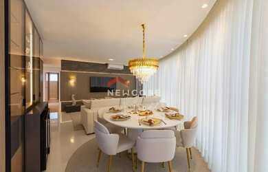 Imagem: O apartamento possui 4 Dormitórios, 3 Banheiros, 3 Vagas na