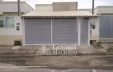 Imagem: A casa possui 2 Dormitórios, 2 Banheiros, 2 Vagas na garagem