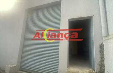 Imagem: O depósito possui 3 Vagas na garagem, 350m² de Área e está