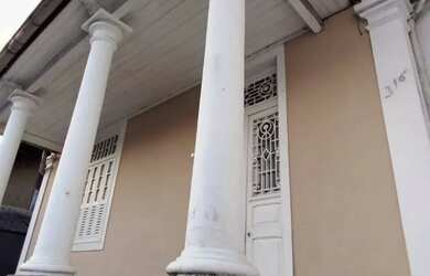 Imagem: A casa à venda possui 3 Dormitórios, 3 Banheiros, 1 Vaga na