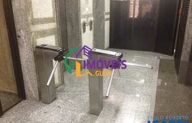 Imagem: O depósito possui 2 Vagas na garagem, 48m² de Área e está