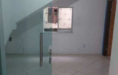 Imagem: A casa possui 2 Dormitórios, 1 Banheiro e está localizado