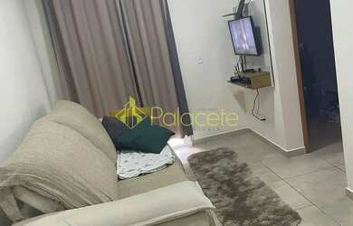 Imagem: O apartamento possui 2 Dormitórios, 1 Banheiro, 1 Vaga na garagem