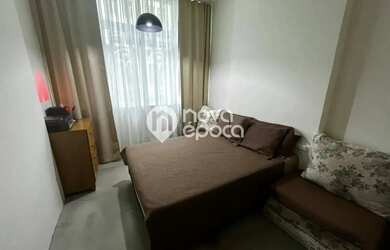 Imagem: A kitnet possui 1 Dormitório, 1 Banheiro, 35m² de Área, Imóvel