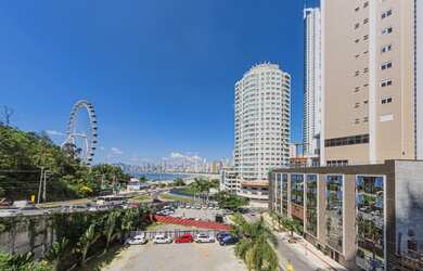 Imagem: O apartamento possui 3 Dormitórios, 4 Banheiros, 2 Vagas na