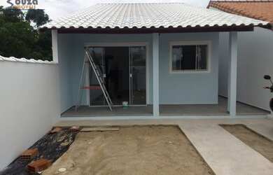 Imagem: A casa possui 2 Dormitórios, 2 Banheiros, 1 Vaga na garagem