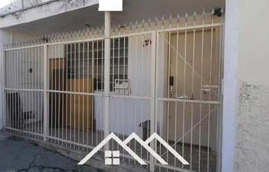 Imagem: A casa possui 2 Dormitórios, 2 Banheiros, 5 Vagas na garagem