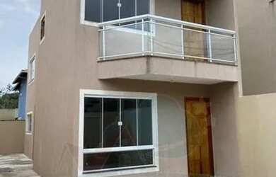 Imagem: A casa possui 2 Dormitórios, 3 Banheiros, 3 Vagas na garagem