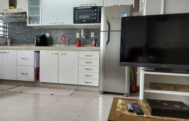 Imagem: O apartamento possui 1 Dormitório, Imóvel mobiliado e está