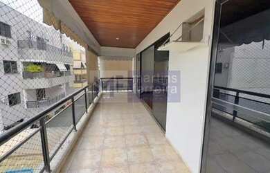 Imagem: O apartamento possui 3 Dormitórios, 3 Banheiros, 2 Vagas na