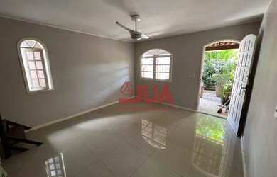 Imagem: A casa em condomínio possui 3 Dormitórios, 3 Banheiros, 2