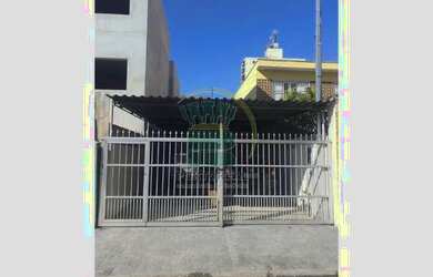 Imagem: A casa possui 2 Dormitórios, 1 Banheiro, 4 Vagas na garagem