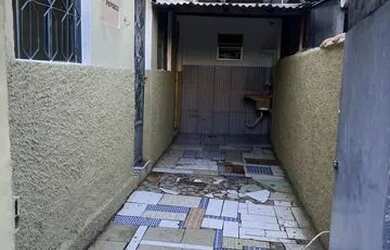 Imagem: A casa possui 1 Dormitório, 1 Banheiro e está localizado