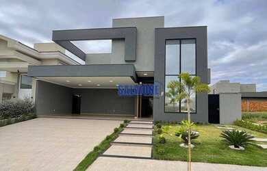 Imagem: A casa em condomínio possui 4 Dormitórios, 5 Banheiros, 4