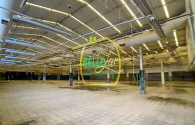 Imagem 9: Espetacular Galpão - venda por R$ 15.000.000 ou aluguel por R$ 80.000/mês...