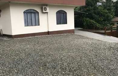 Imagem: A casa possui 2 Dormitórios, 1 Banheiro e 125m² de Área e