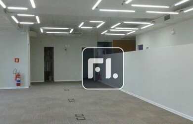 Imagem 2: Conjunto, 374 m² - venda por R$ 3.935.400,00 ou aluguel por R$ 23.963,80/mês...