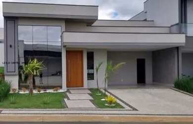 Imagem: A casa em condomínio possui 3 Dormitórios, 3 Banheiros, 4