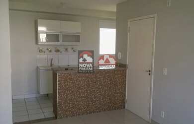 Imagem: O apartamento possui 2 Dormitórios, 1 Banheiro, 1 Vaga na garagem