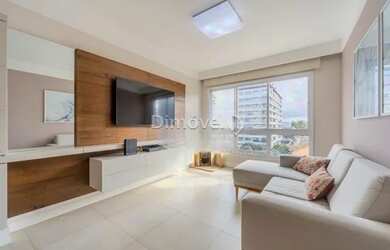 Imagem: O apartamento possui 3 Dormitórios, 2 Banheiros, 2 Vagas na