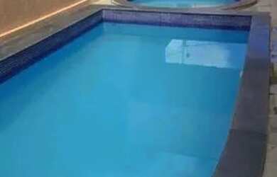 Imagem 1: Casa Residencial. Piscina, 300m² de Área, 2 Vagas na garageme4 Dormitórios