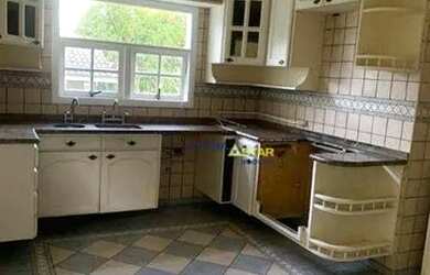 Imagem: A casa em condomínio possui 3 Dormitórios, 3 Banheiros, 4