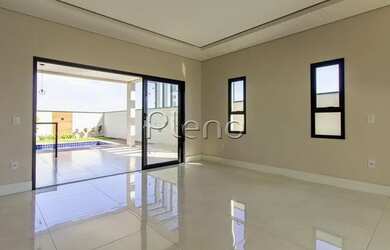 Imagem 7: Venda Casa com 236,00 metroQuadrado, 3 dormitório s , 2 vaga s . Swiss...