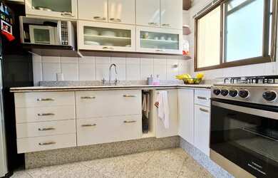 Imagem 8: Lindo apartamento na Região de Santa Terezinha 3 suítes e 3 vagas garagem