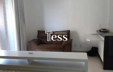 Imagem: O apartamento possui 1 Dormitório, 1 Banheiro, 1 Vaga na garagem