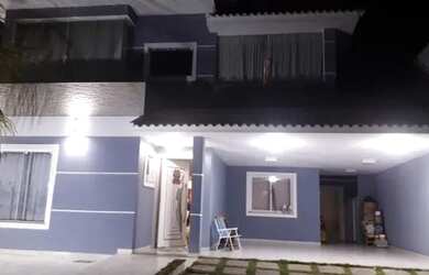 Imagem: A casa em condomínio possui 5 Dormitórios, 5 Banheiros, 4