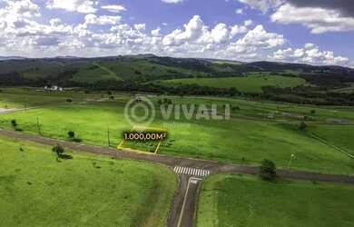Imagem: O terreno possui 1.000m² de Área e está localizado em Sítio