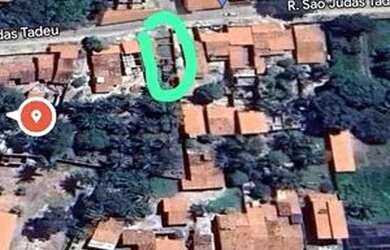 Imagem: A casa possui 2 Dormitórios, 3 Banheiros, 2 Vagas na garagem