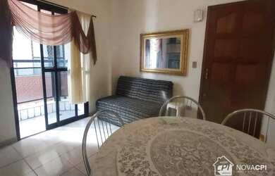 Imagem: O apartamento possui 1 Dormitório, 1 Banheiro, 1 Vaga na garagem