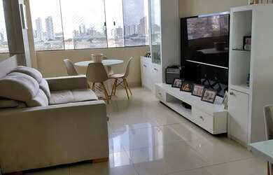 Imagem: O apartamento possui 3 Dormitórios, 3 Banheiros, 198m² de