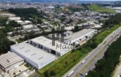 Imagem: O depósito possui 19.057m² de Área e está localizado em