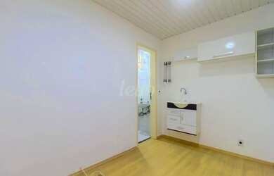 Imagem: O depósito possui 1 Vaga na garagem, 32m² de Área e está