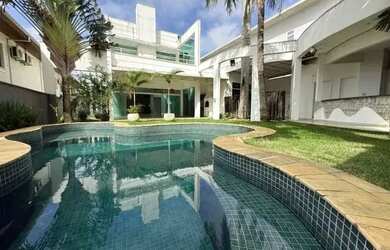 Imagem 2: Sobrado de Alto Padrão, 480m2, 4 súites, 4 vagas, no Jd Aquarius em...