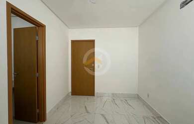 Imagem 15: Sobrado à venda no bairro Jardim Vitória - Goiânia/GO