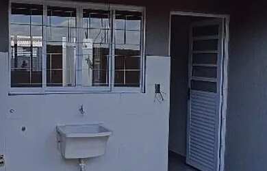 Imagem 6: Casa em Cedral SP. Varanda, 80m² de Área, 2 Vagas na garageme2 Dormitórios