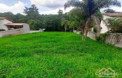 Imagem: O terreno possui 2.146m² de Área e está localizado em Parque