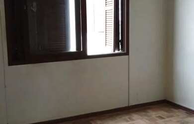 Imagem: A kitnet possui 1 Dormitório, 1 Banheiro, 1 Vaga na garagem