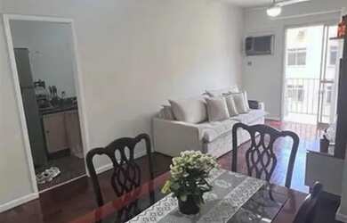 Imagem: O apartamento possui 2 Dormitórios, 2 Banheiros, 2 Vagas na