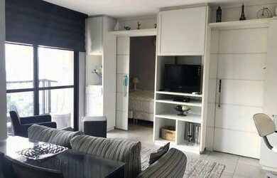 Imagem: O studio possui 1 Dormitório, 1 Banheiro, 1 Vaga na garagem