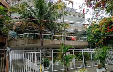 Imagem: O apartamento possui 2 Dormitórios, 3 Banheiros, 1 Vaga na