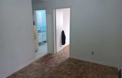 Imagem 10: Ao lado metro São Joaquim/ portaria 24 horas e elevador